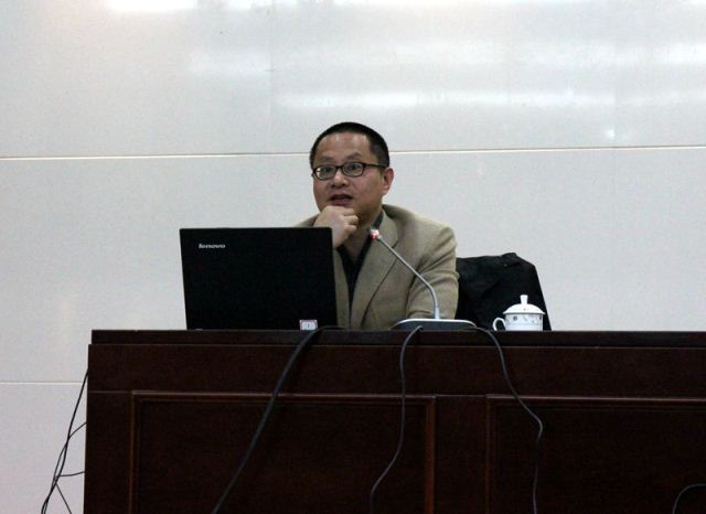 晋荣东在江苏警官学院讲学